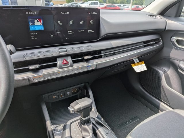 2026 Kia K4 LX