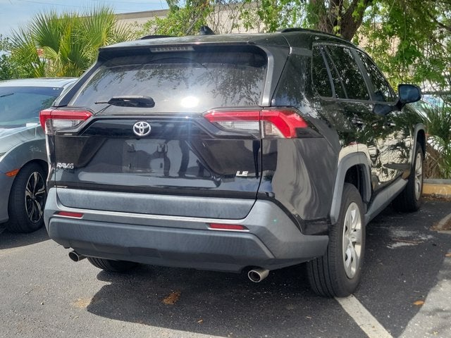 2019 Toyota RAV4 LE