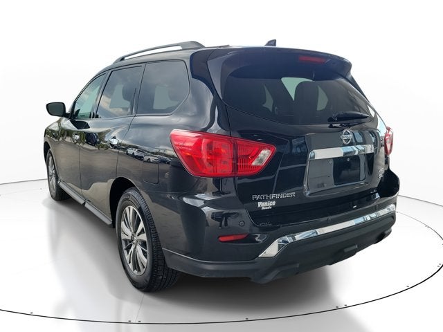 2019 Nissan Pathfinder SL