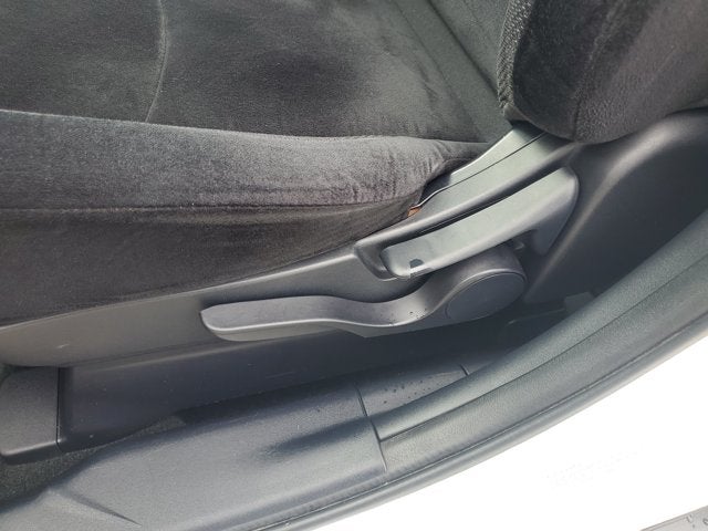 2012 Mitsubishi Outlander ES