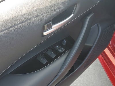 2025 Toyota Corolla Hatchback SE