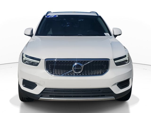 2019 Volvo XC40 Momentum