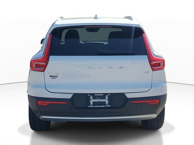2019 Volvo XC40 Momentum
