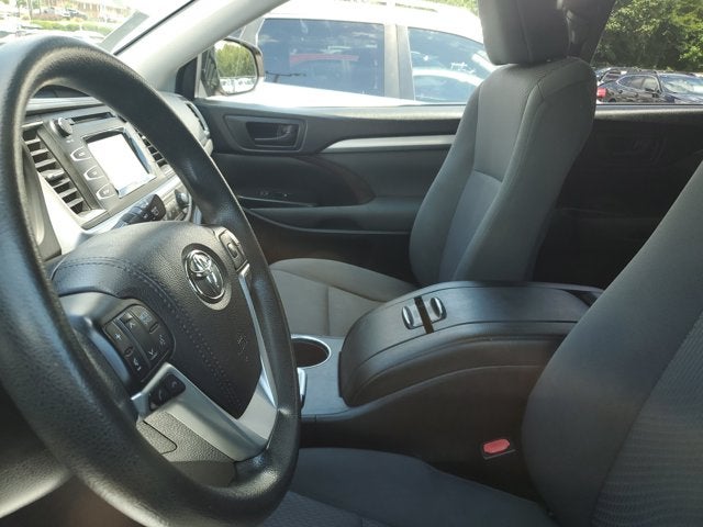 2018 Toyota Highlander LE