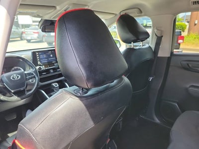 2021 Toyota Highlander Base