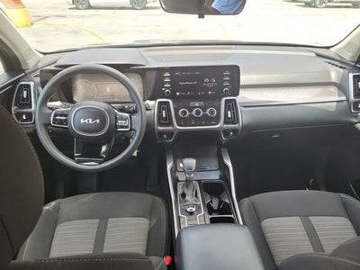 2023 Kia Sorento LX