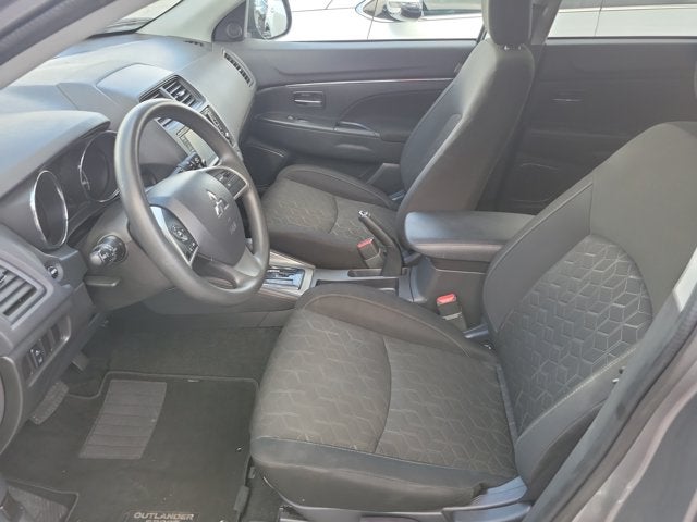 2025 Mitsubishi Outlander Sport ES