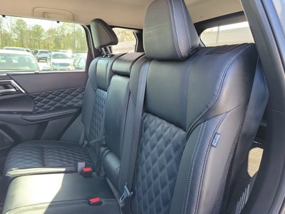 2023 Mitsubishi Outlander PHEV SEL
