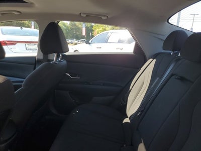 2025 Hyundai Elantra SEL Convenience