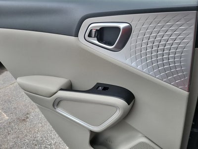 2025 Kia Soul Base