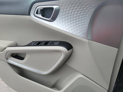 2025 Kia Soul Base