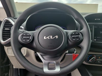 2025 Kia Soul Base