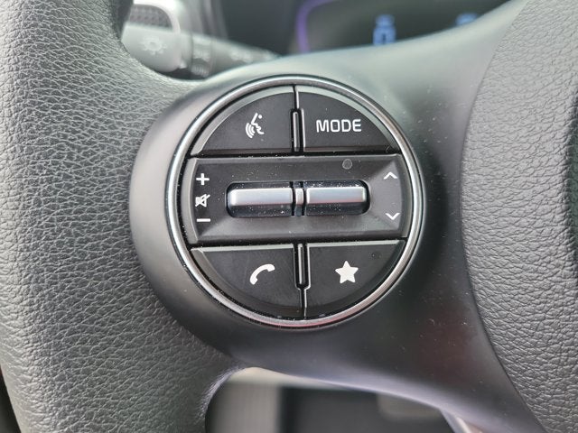 2025 Kia Soul Base
