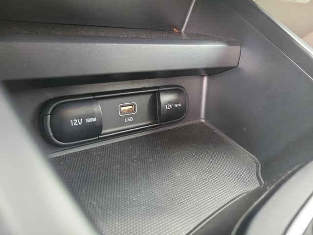 2025 Kia Soul Base