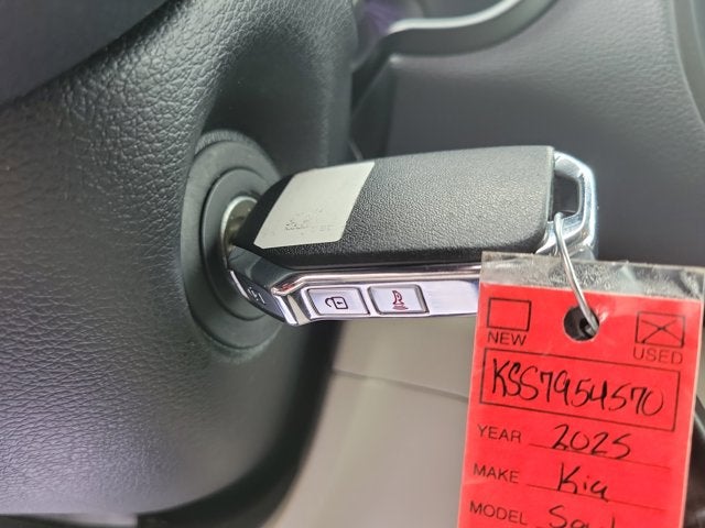 2025 Kia Soul Base