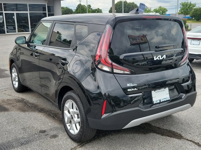2025 Kia Soul Base