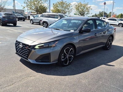 2025 Nissan Altima 2.5 SR
