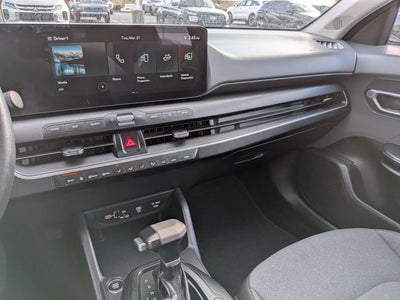 2025 Kia K4 LXS
