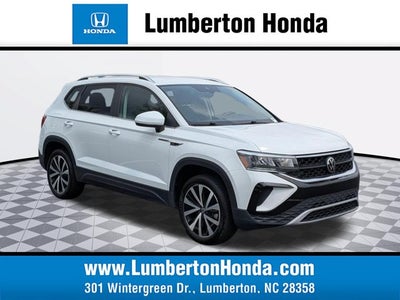 2024 Volkswagen Taos 1.5T SE