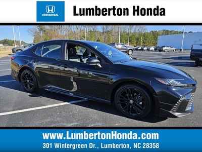 2025 Toyota Camry SE