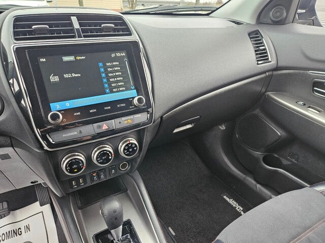 2025 Mitsubishi Outlander Sport 2.0 SE