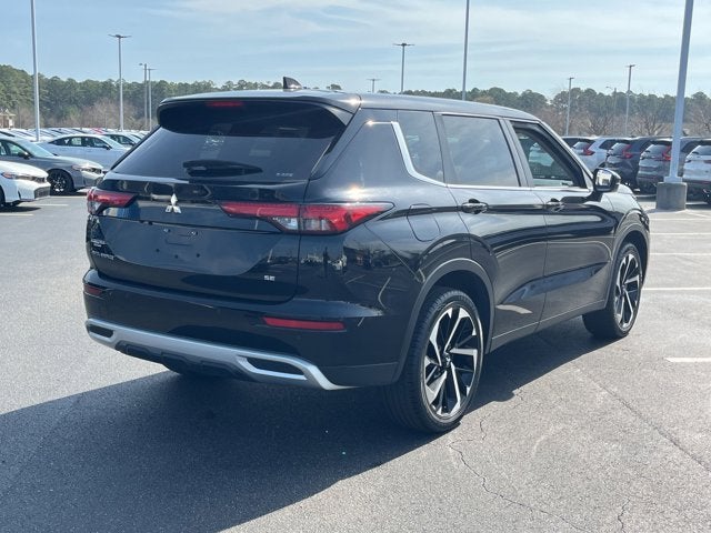 2024 Mitsubishi Outlander SE