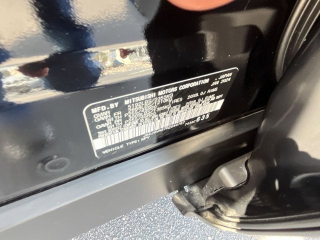 2024 Mitsubishi Outlander SE