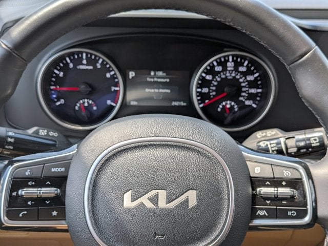 2024 Kia Carnival LX