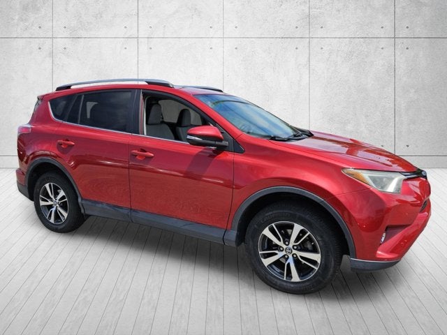 2017 Toyota RAV4 XLE