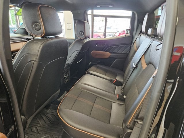 2023 GMC Canyon 4WD AT4