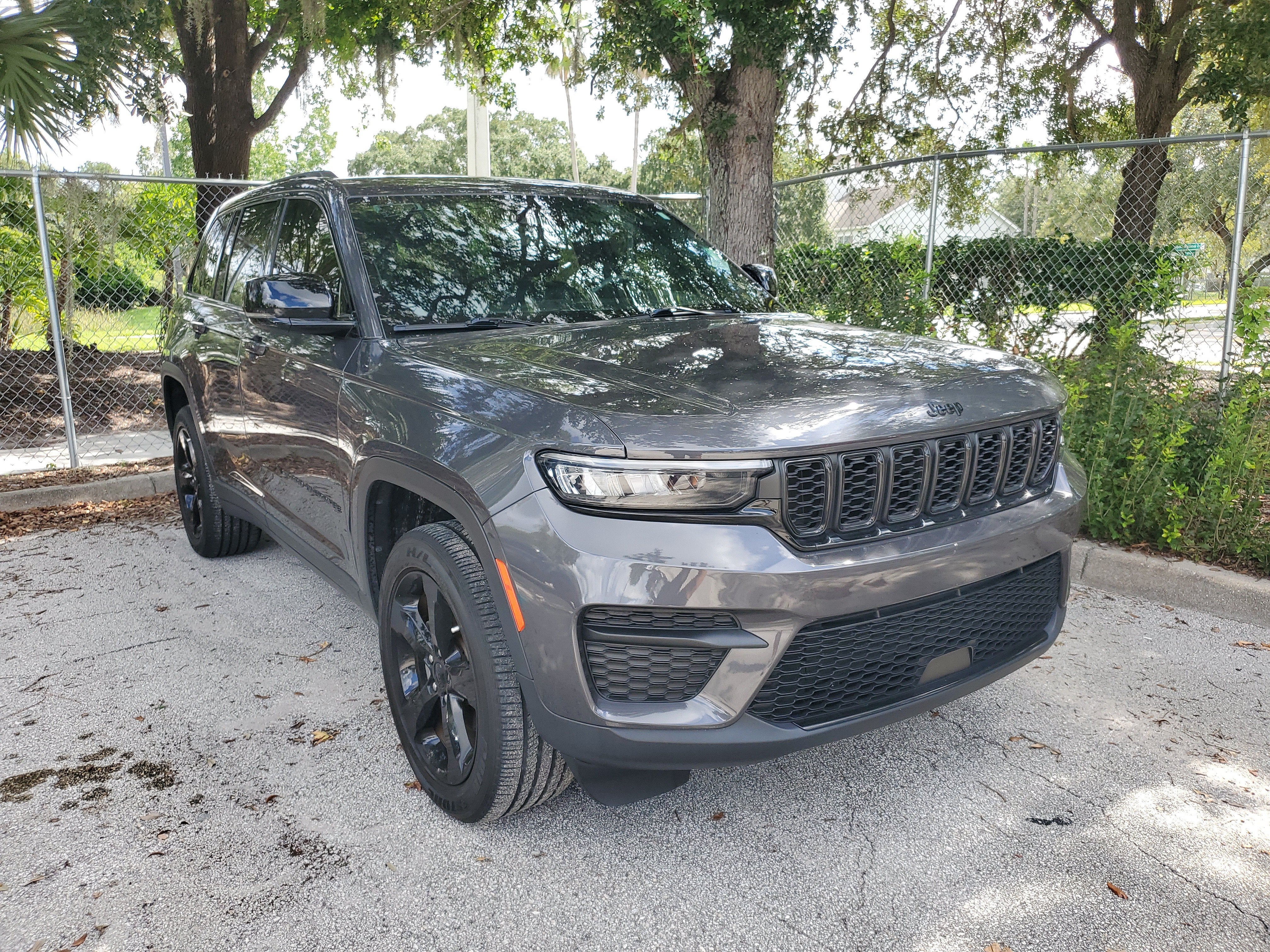 2023 Jeep Grand Cherokee Altitude