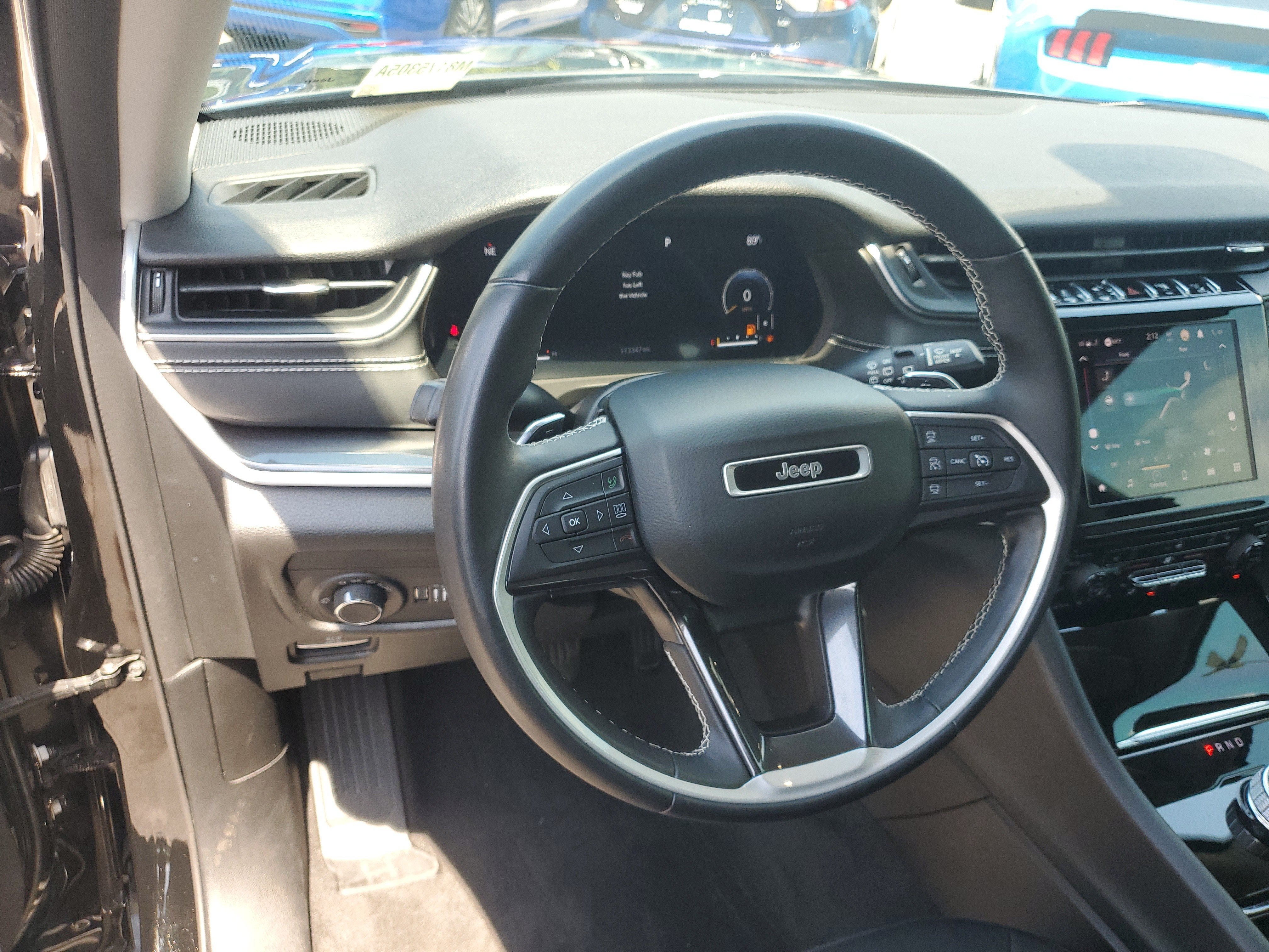 2021 Jeep Grand Cherokee L Laredo