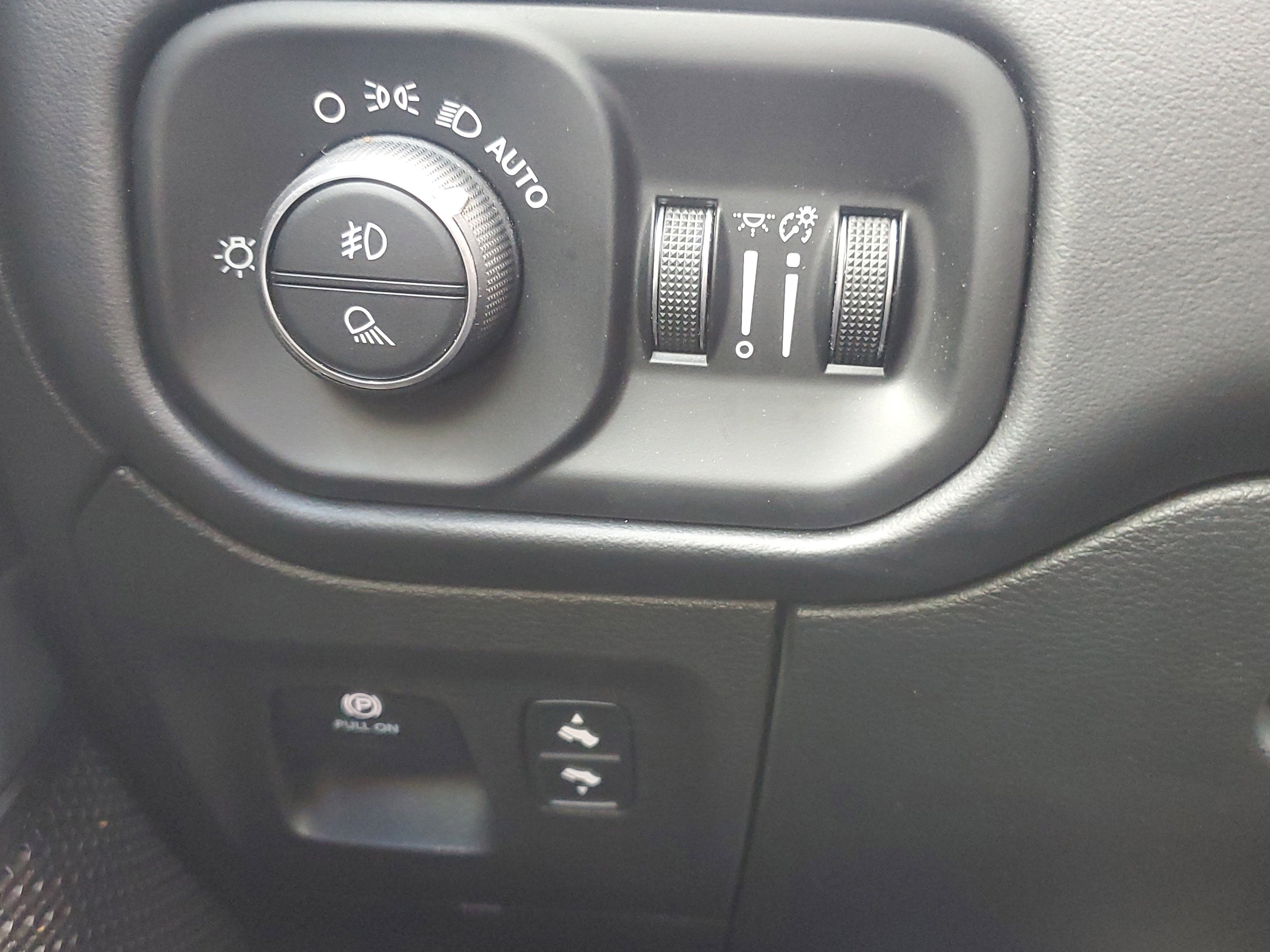 2023 RAM 1500 Limited