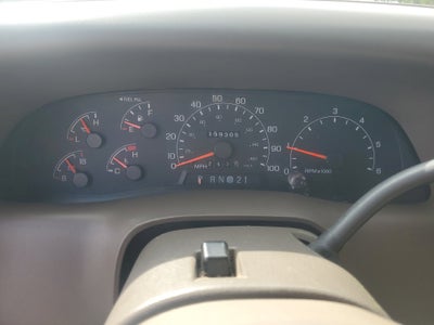 2000 Ford Super Duty F-350 SRW XL