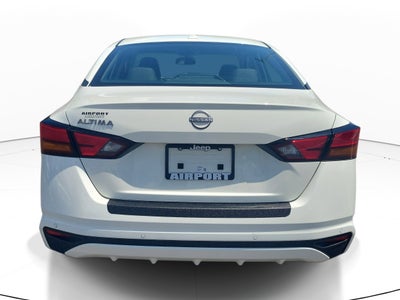 2025 Nissan Altima SV