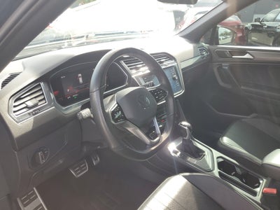 2022 Volkswagen Tiguan SE R-Line Black