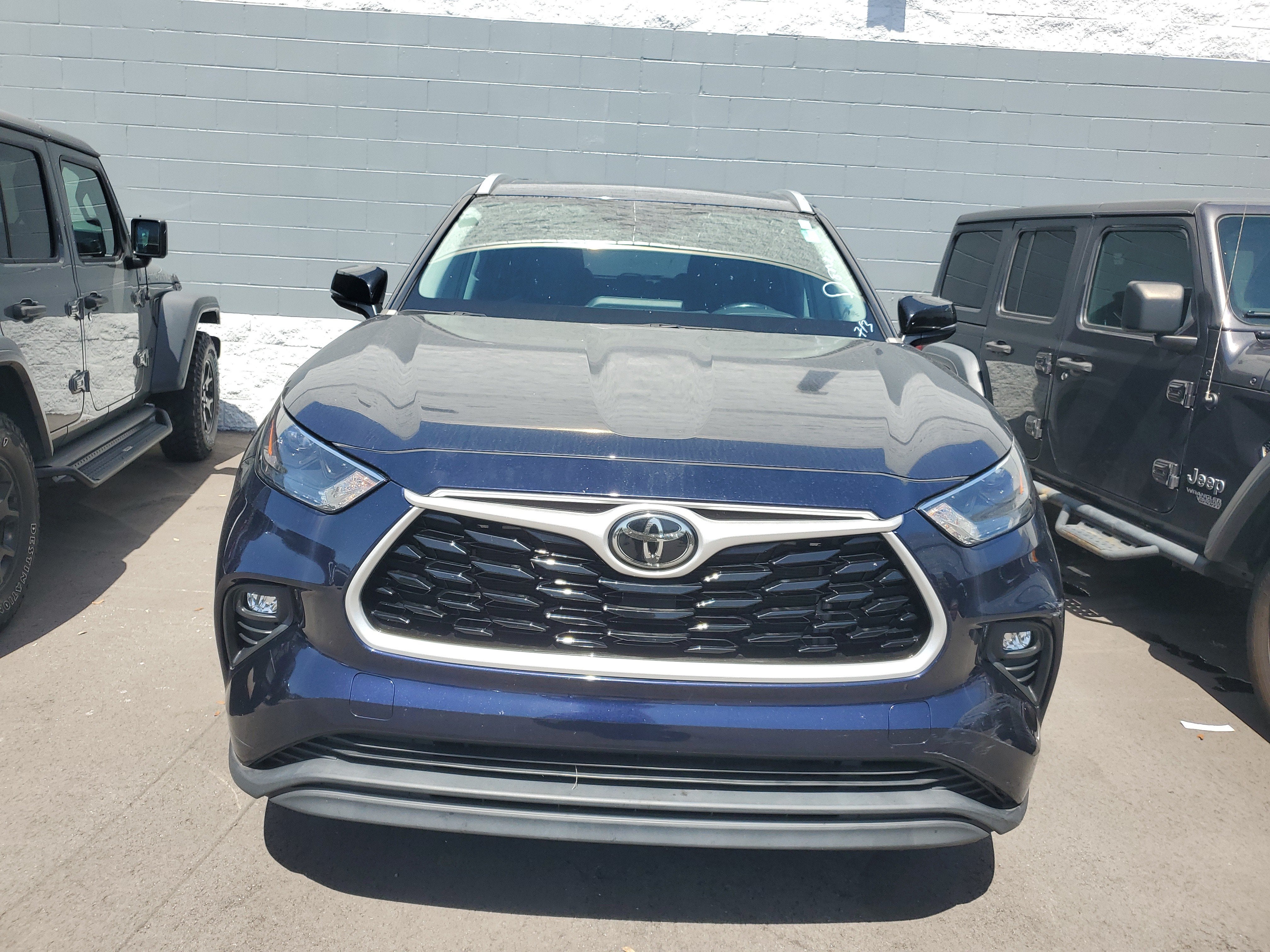 2022 Toyota Highlander XLE