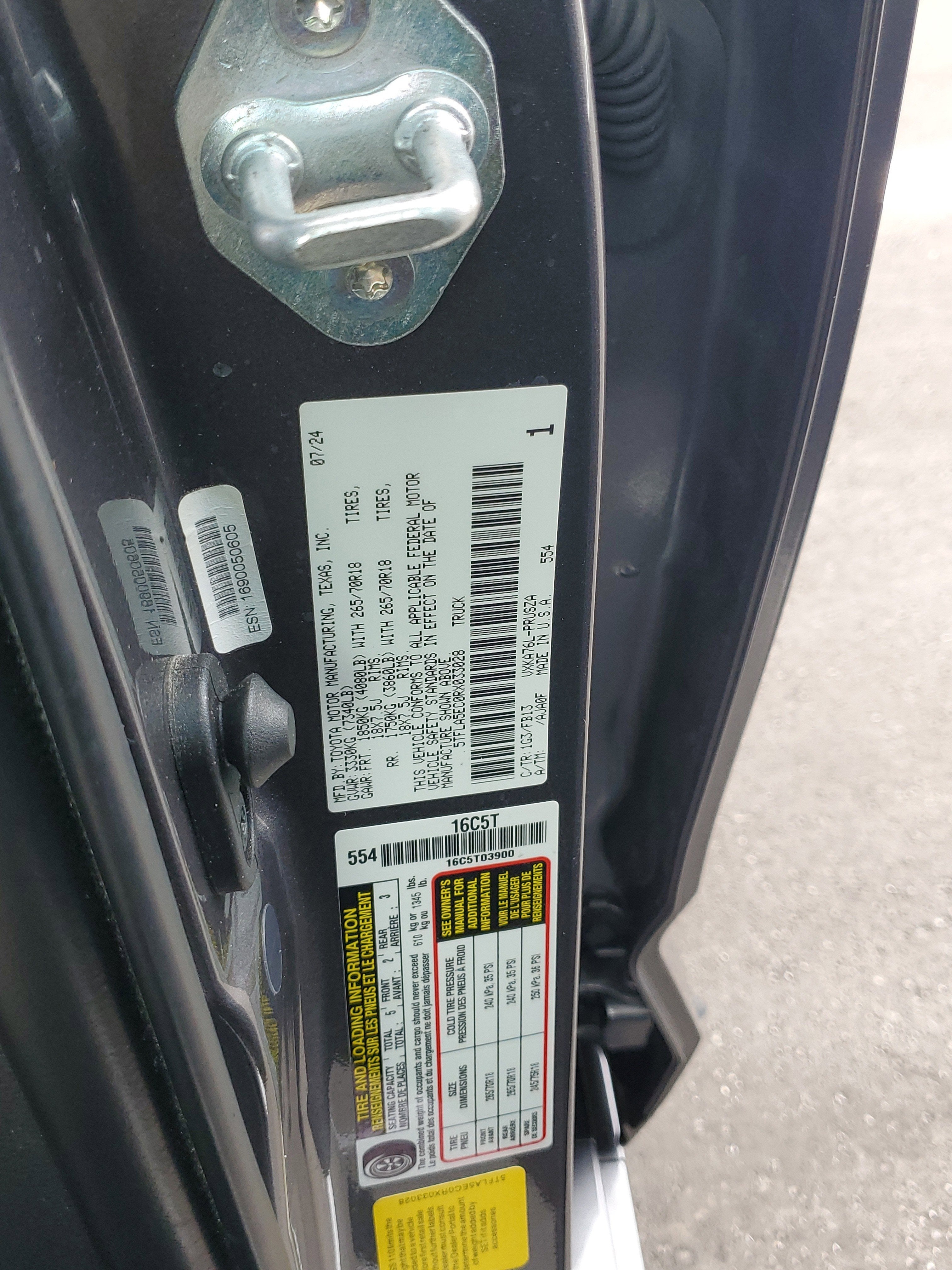 2024 Toyota Tundra 4WD SR5