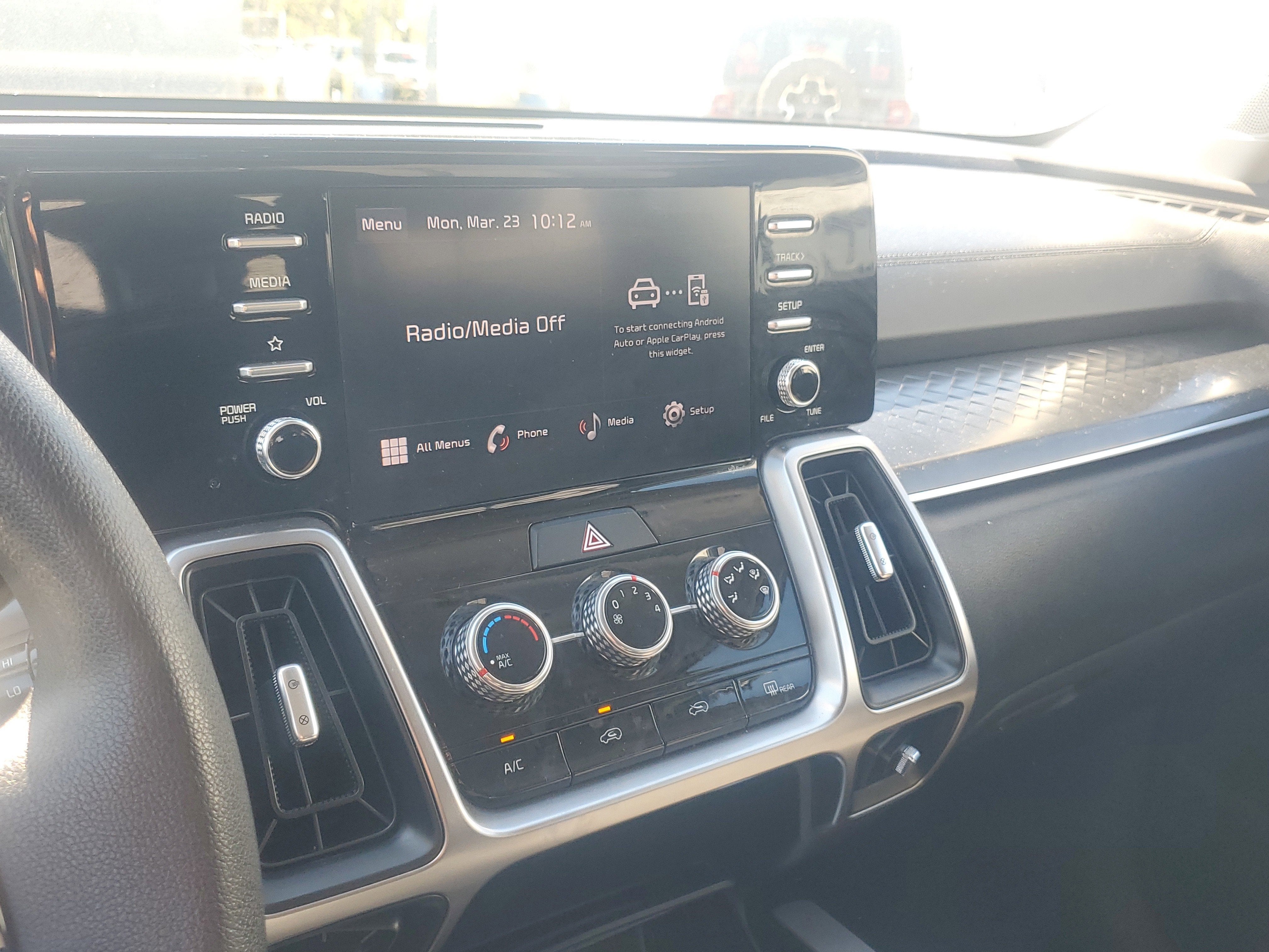 2023 Kia Sorento LX