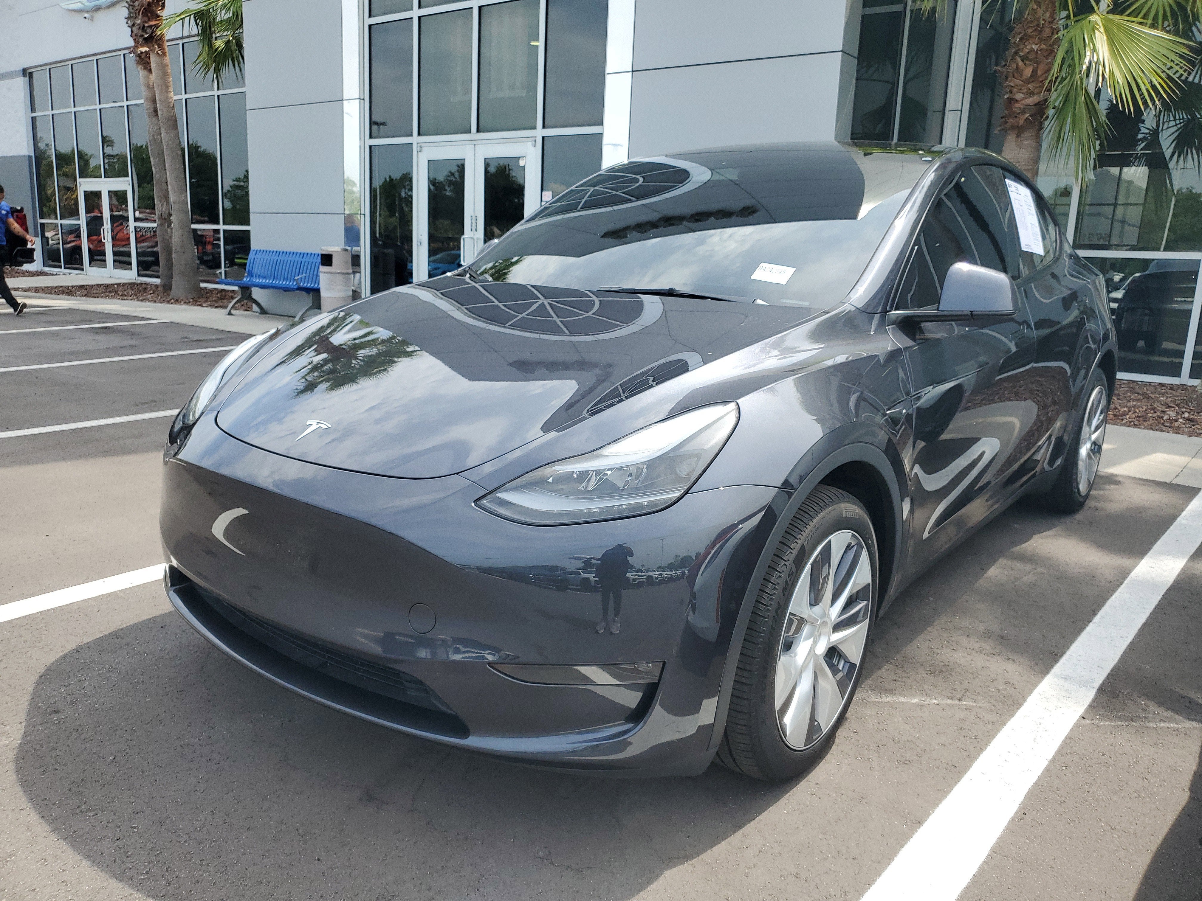 2024 Tesla Model Y Long Range