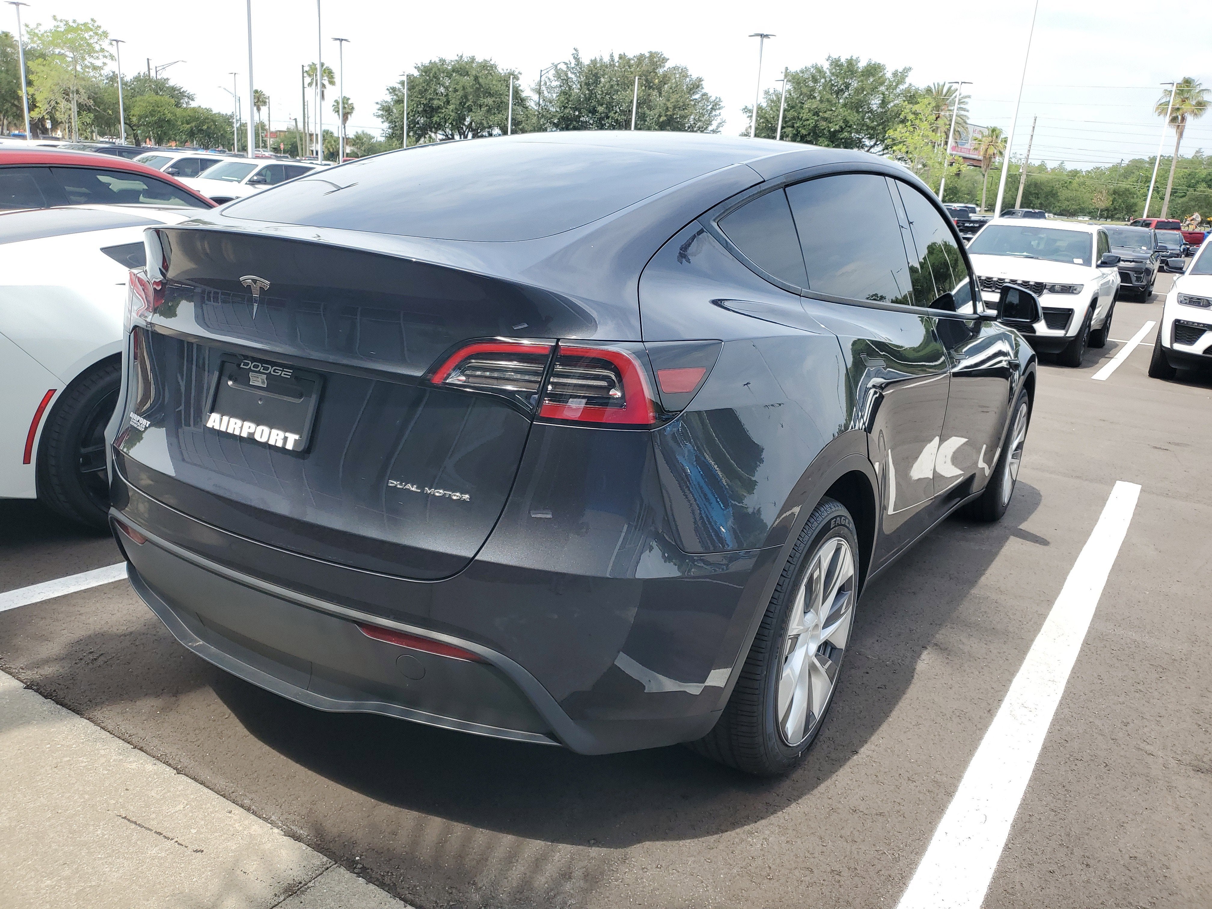2024 Tesla Model Y Long Range