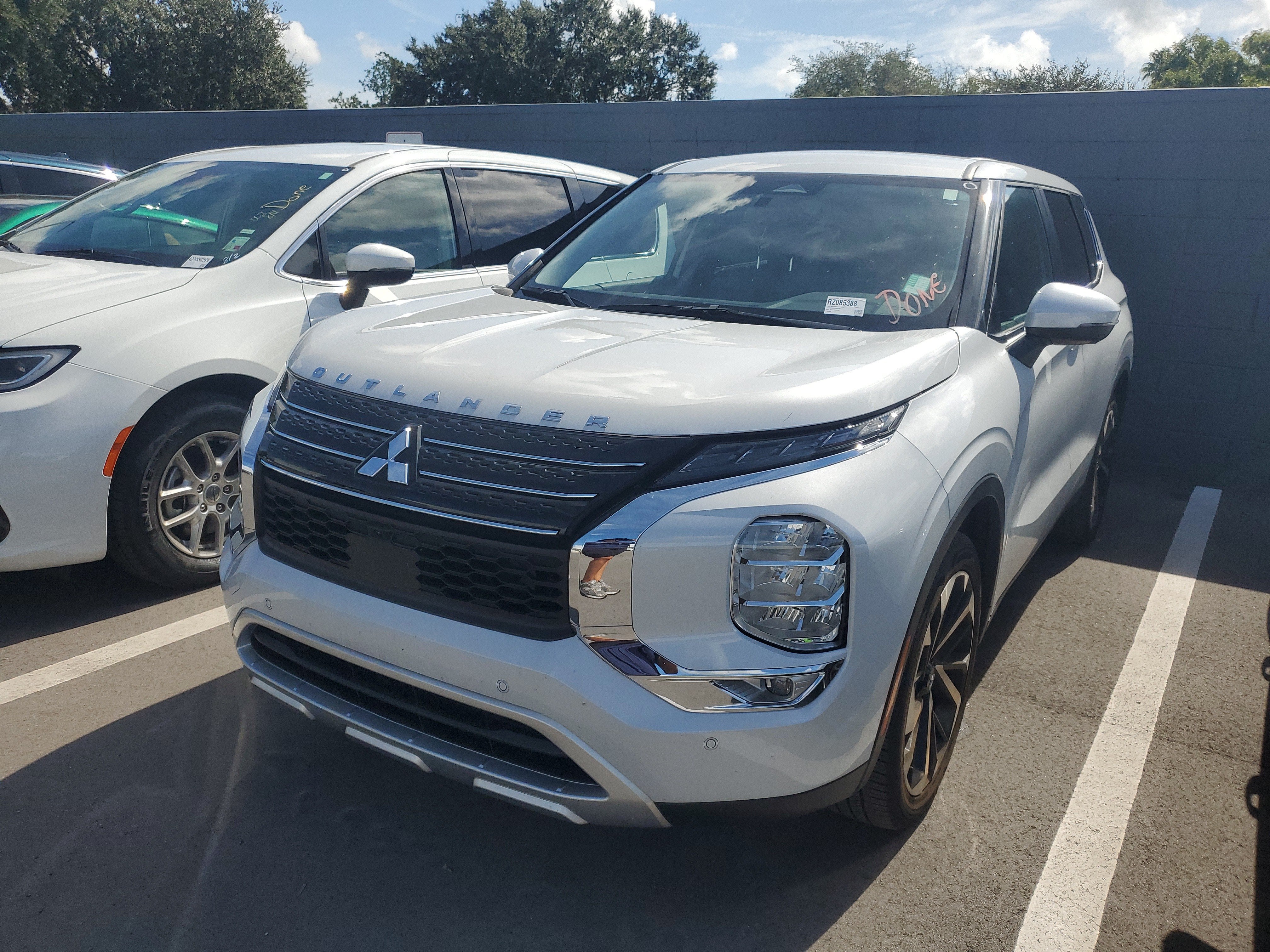 2024 Mitsubishi Outlander SE
