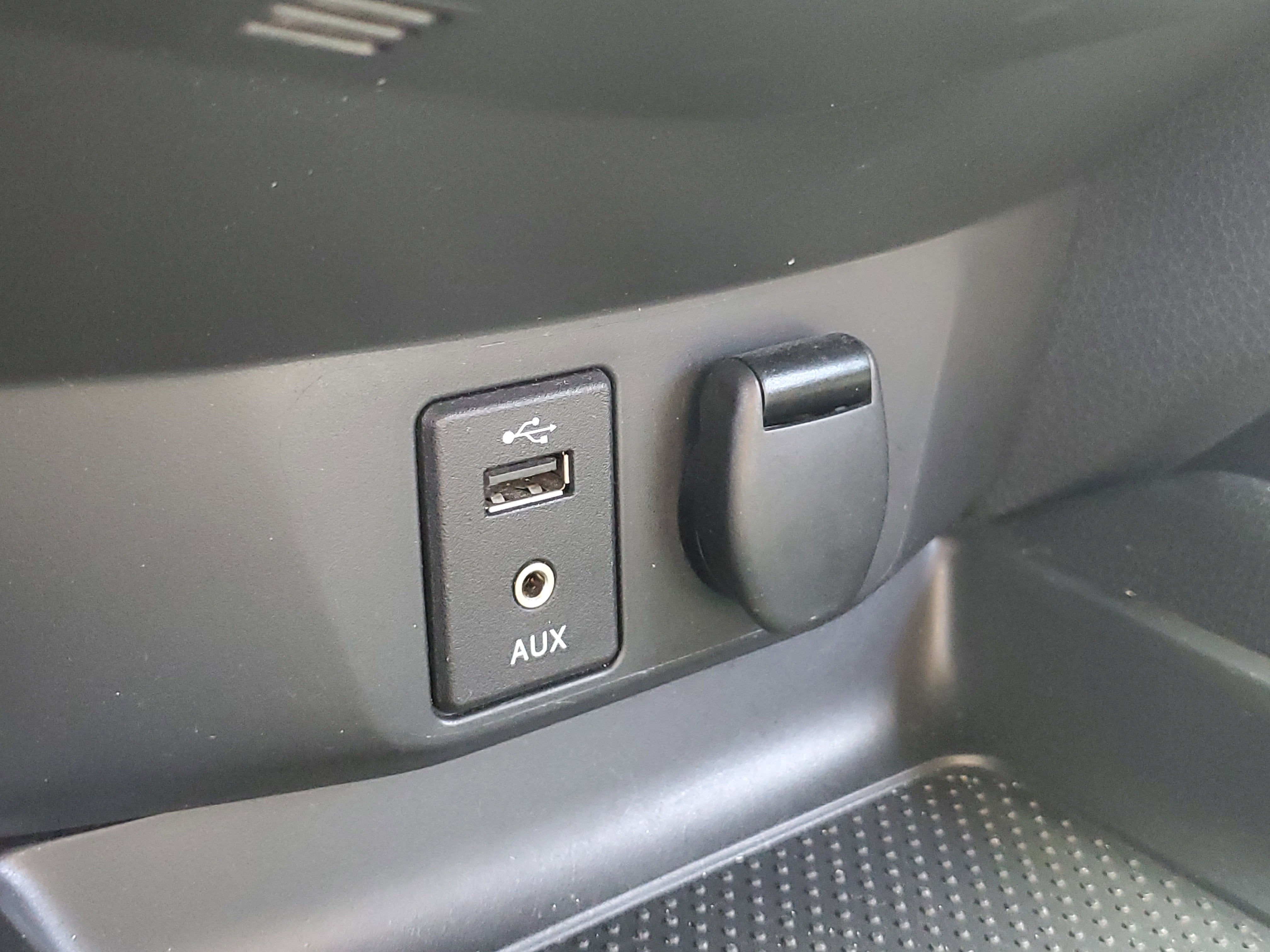 2017 Nissan Rogue Sport SV