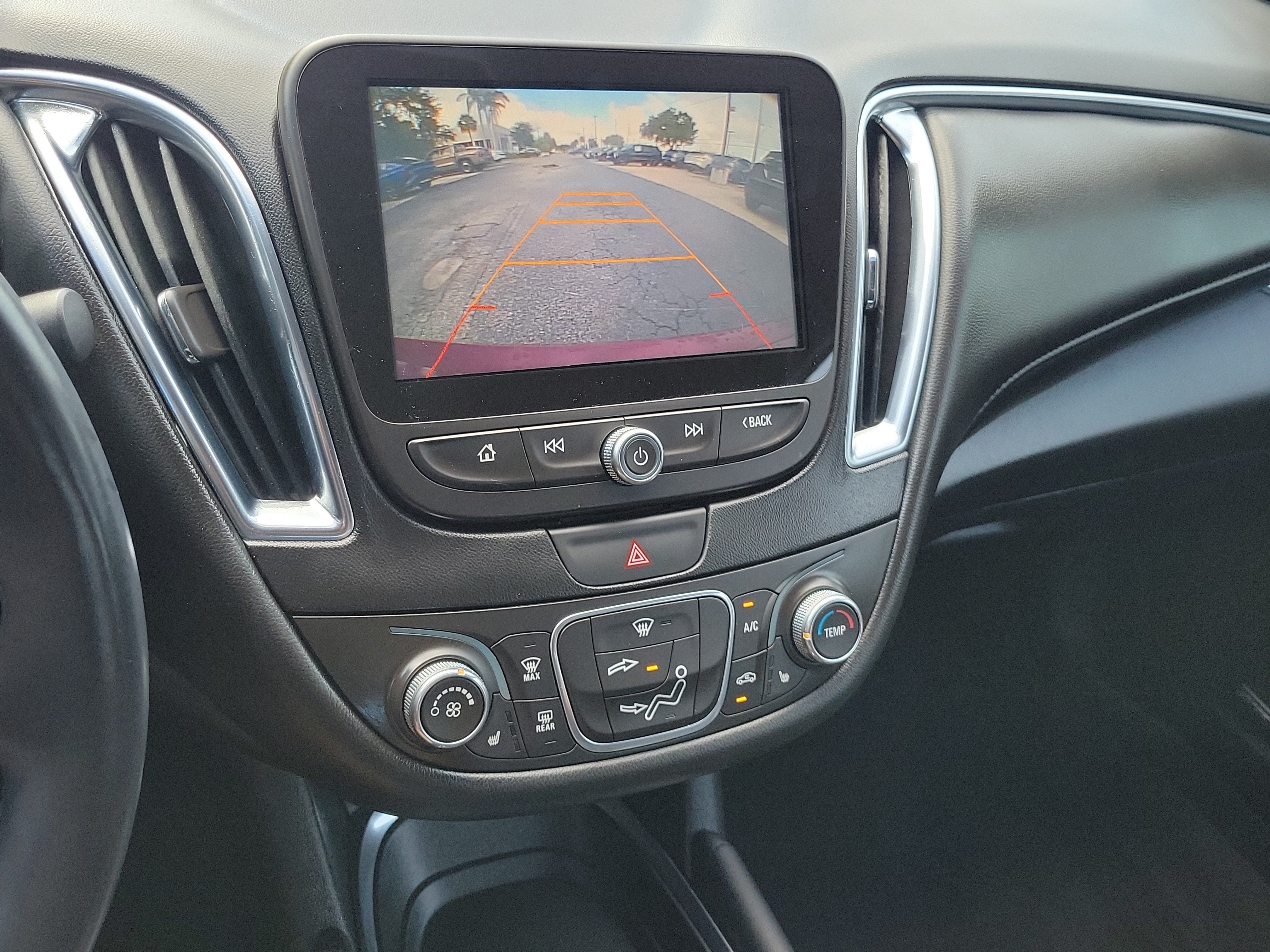 2017 Chevrolet Malibu LT