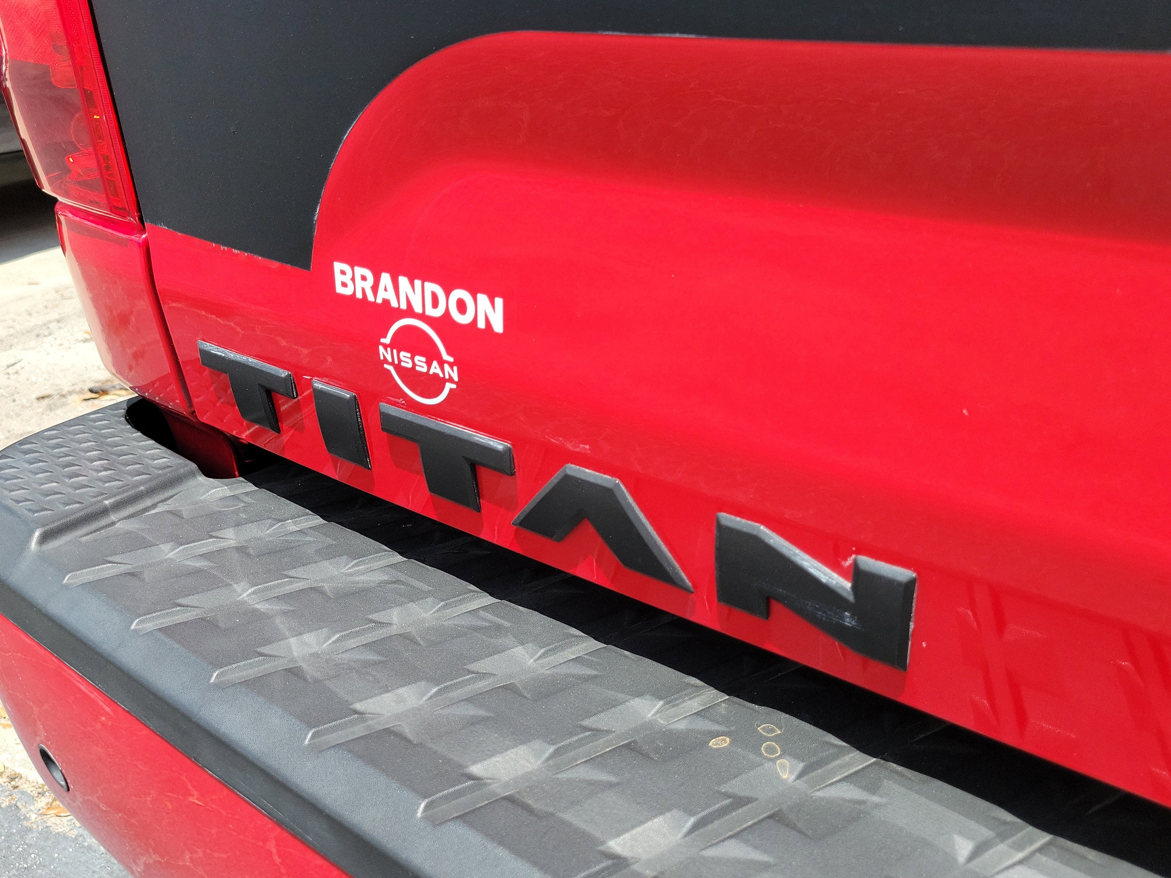 2022 Nissan Titan SV