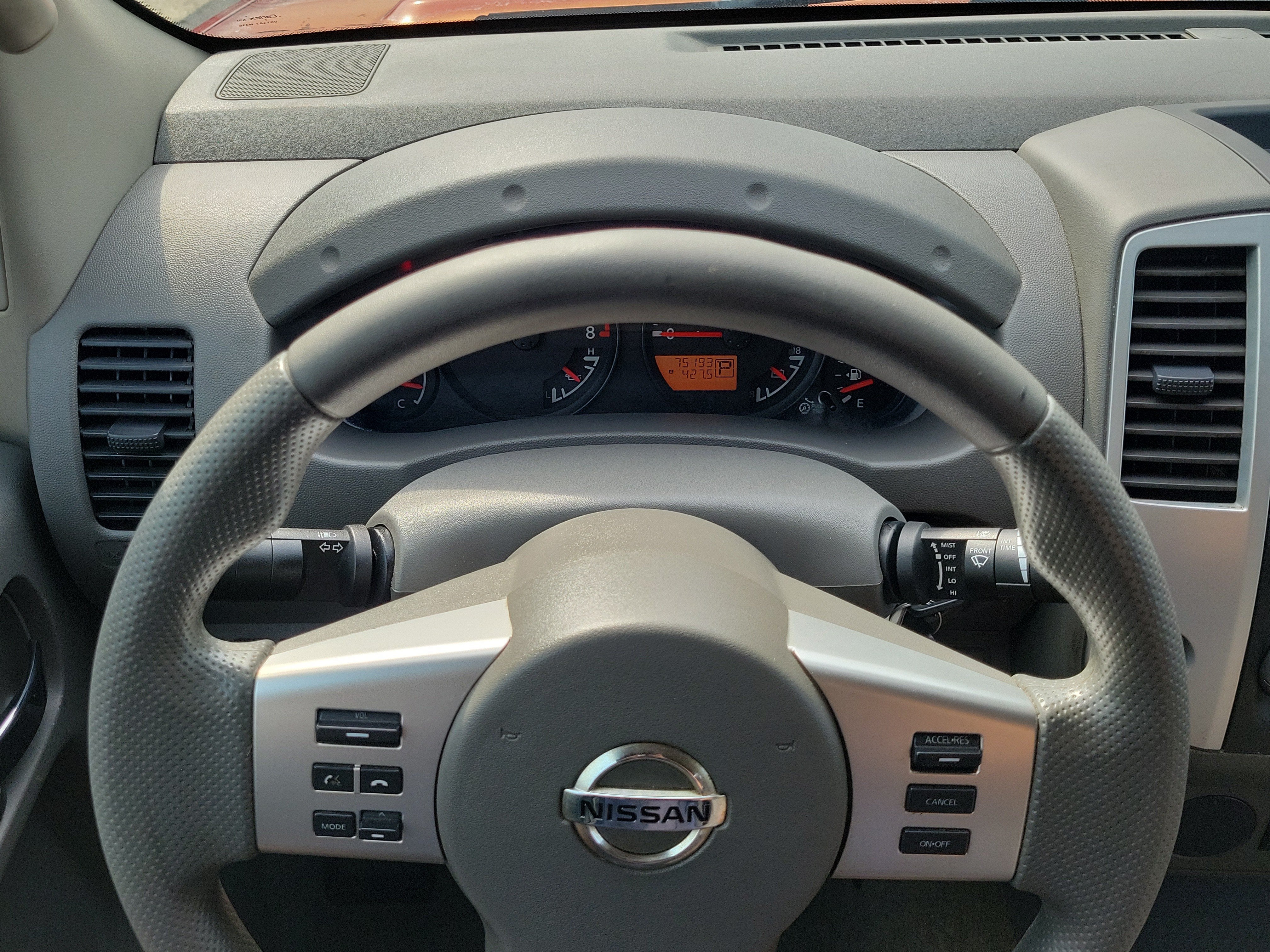2015 Nissan Frontier SV