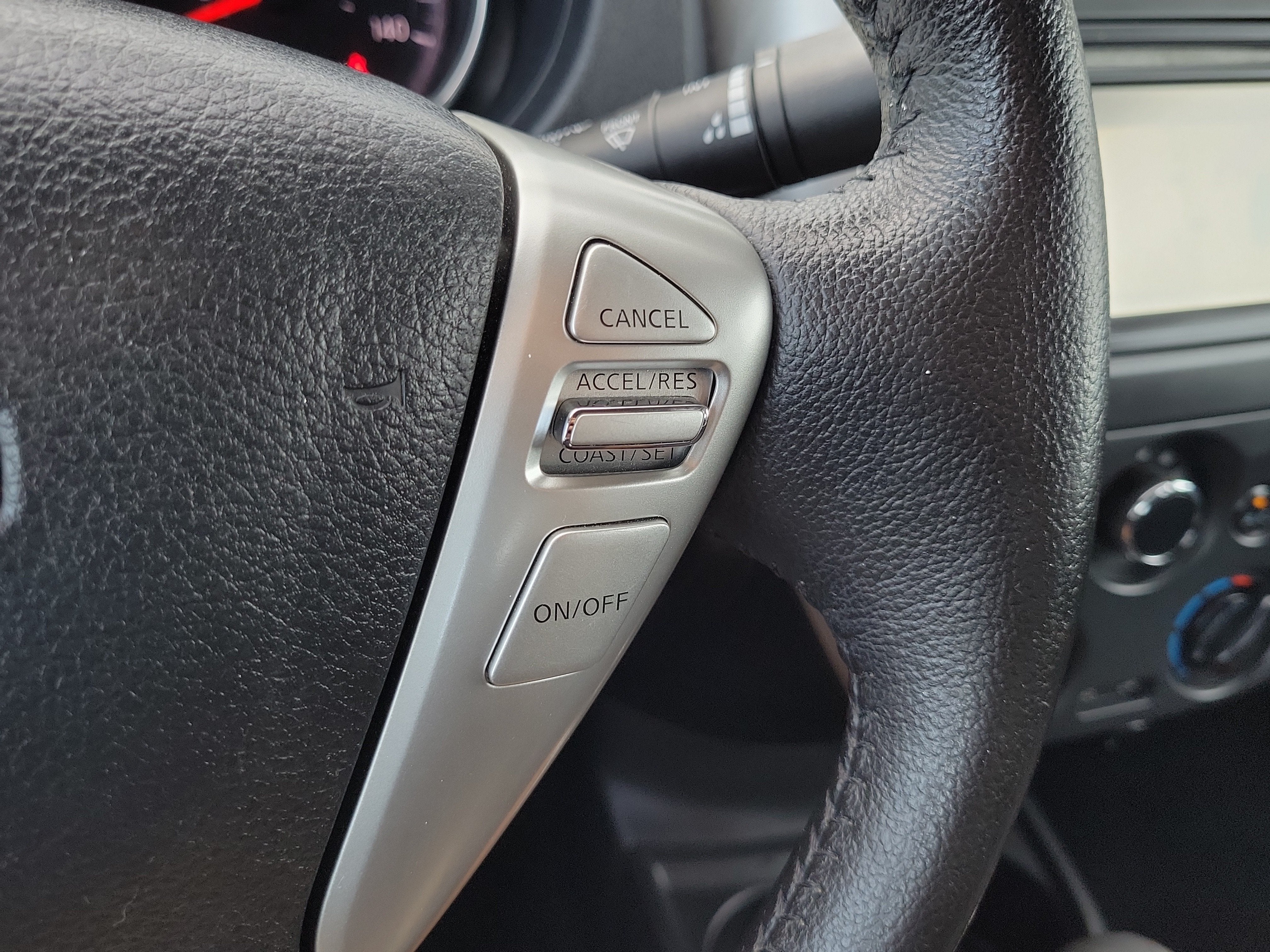 2016 Nissan Versa SL