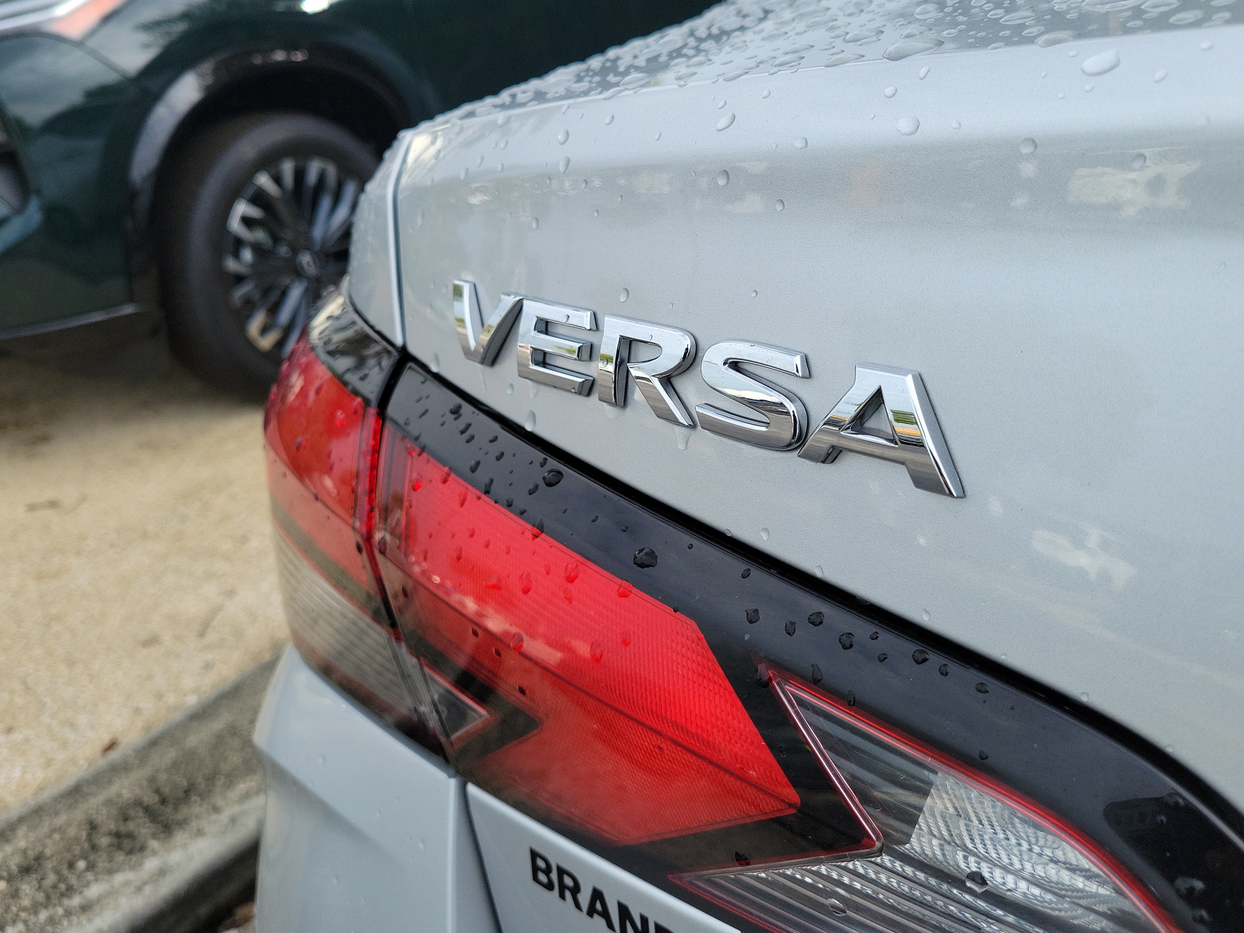 2024 Nissan Versa SV