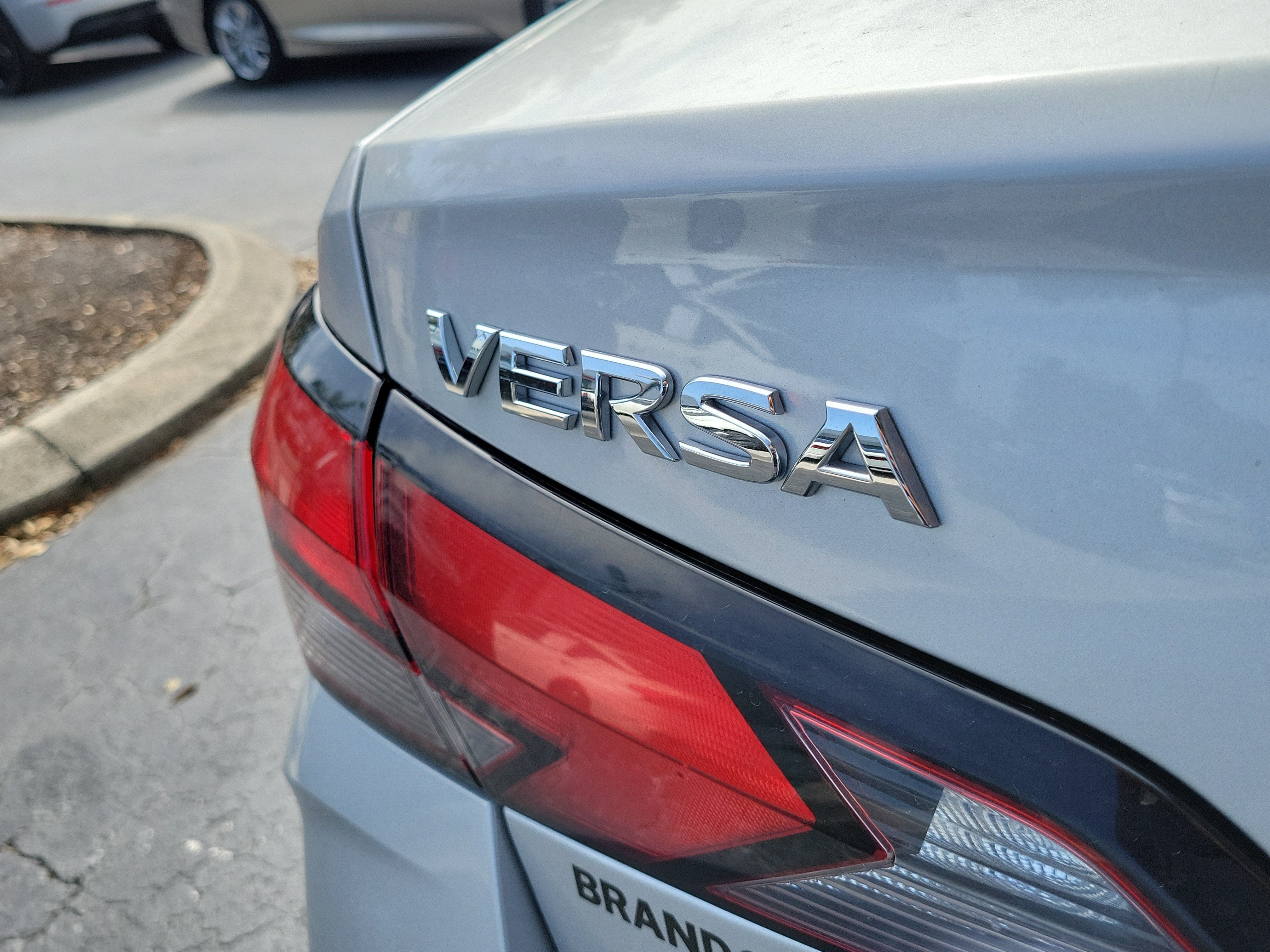 2024 Nissan Versa SV
