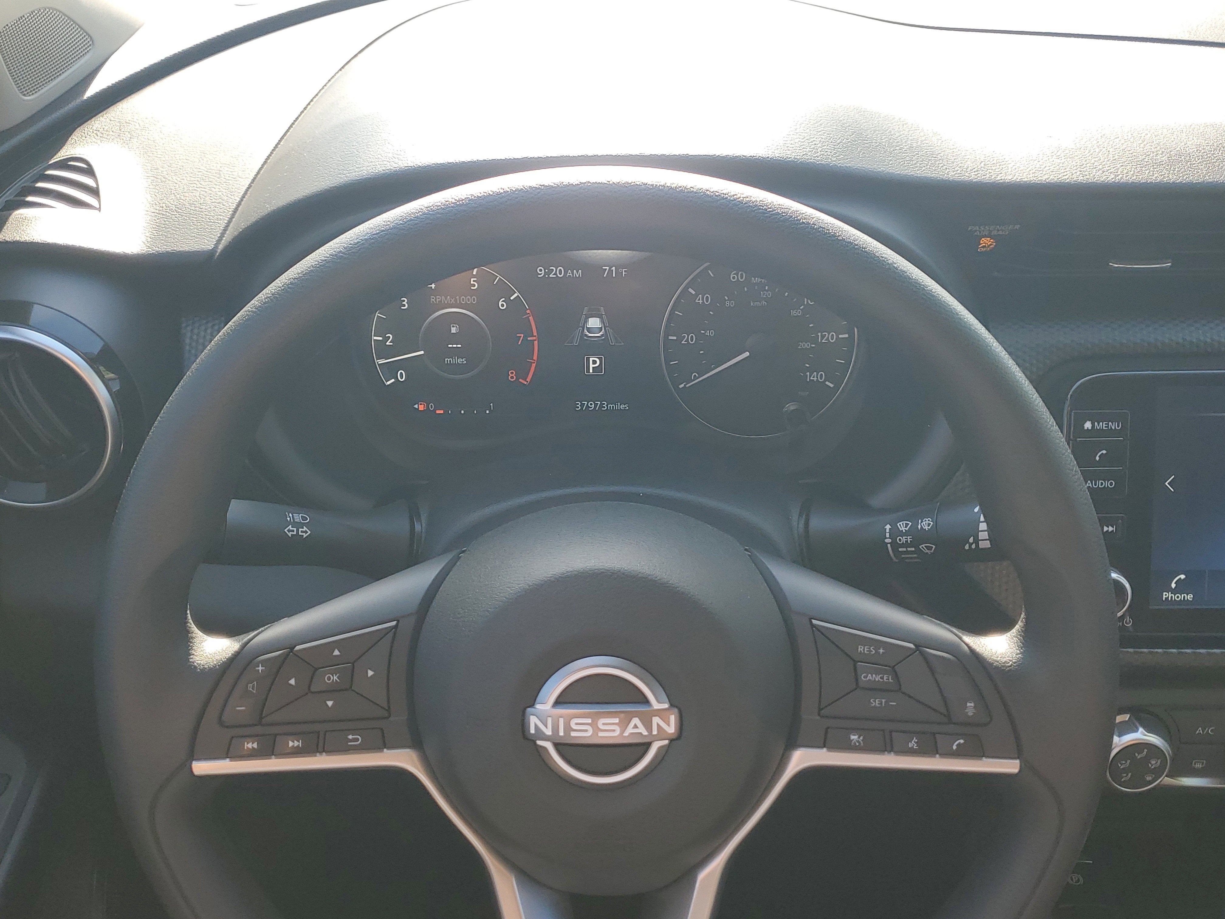 2023 Nissan Kicks SV